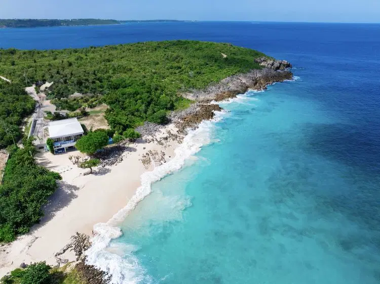 Isla Bella image 1