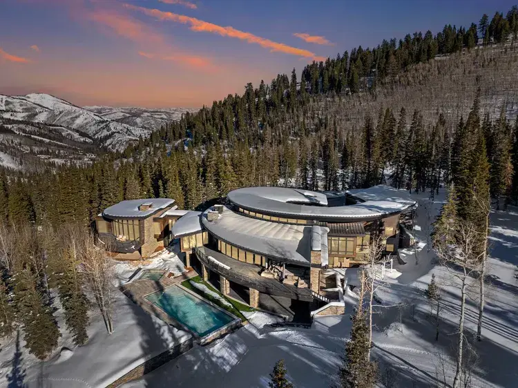 Alpine Opus Chalet image 1