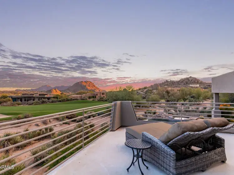 Blue Sky Vista – Luxury Desert Retreat in Troon