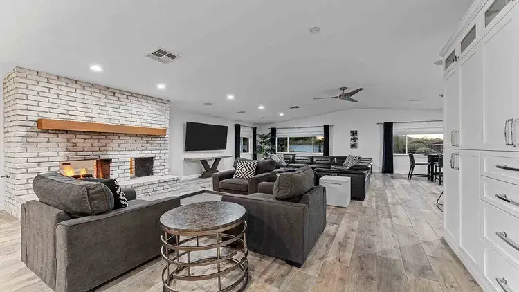 Luxury Scottsdale Retreat w/ Pool Spa & Sauna