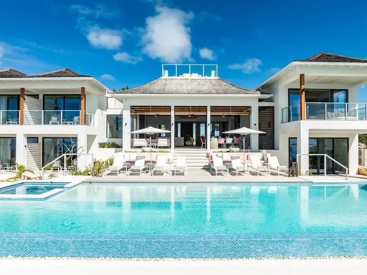 Bristol Breeze Villa