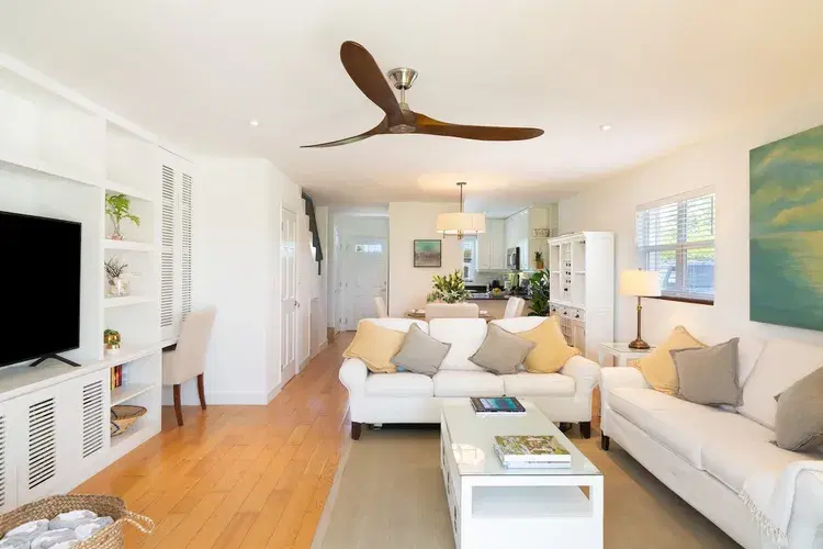 #10 The Enclave image 1