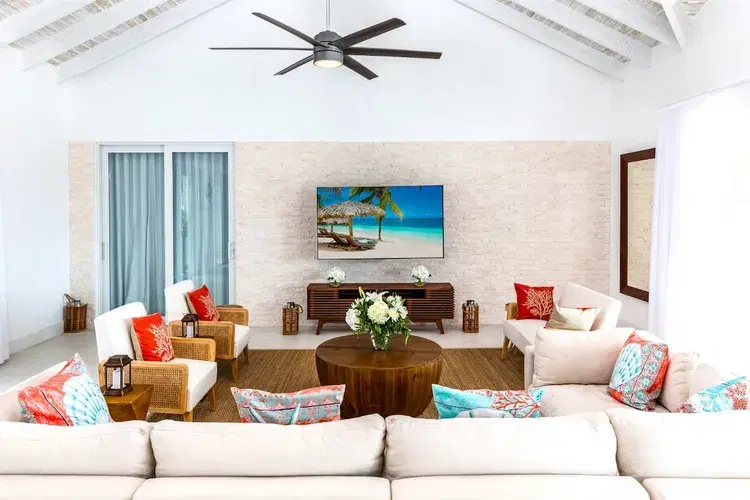 Turks and Caicos| Lagoon View Villa, Pool, Dock, Kayaks & Waterways