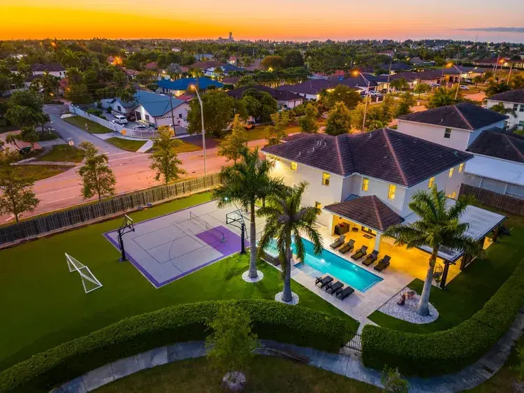 Villa Beckham Pickleball/Gameroom/Soccer Field/Pool