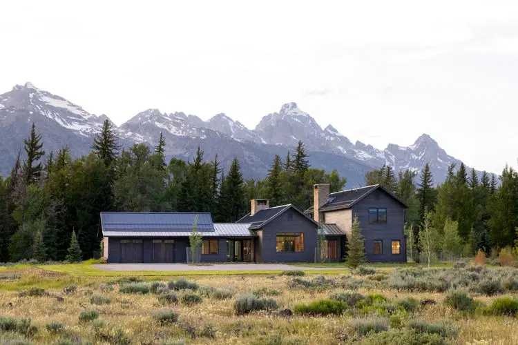 Northern Hideaway image 2