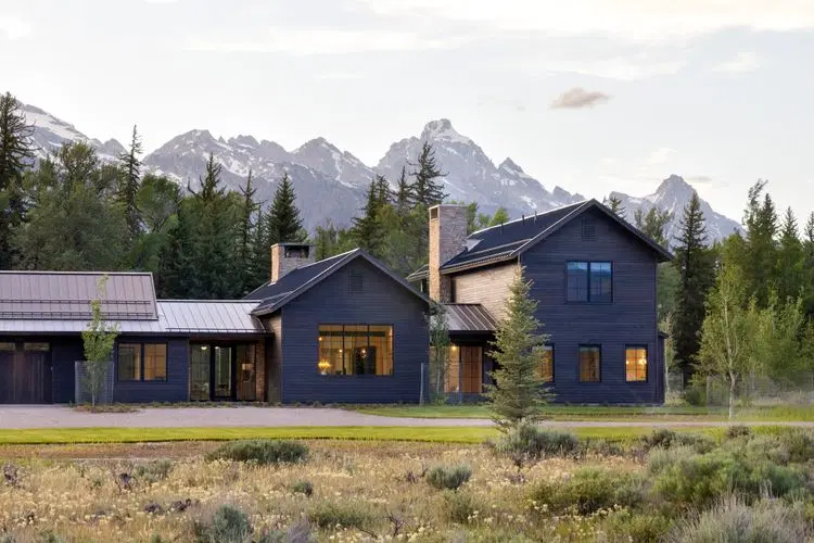 Northern Hideaway image 3