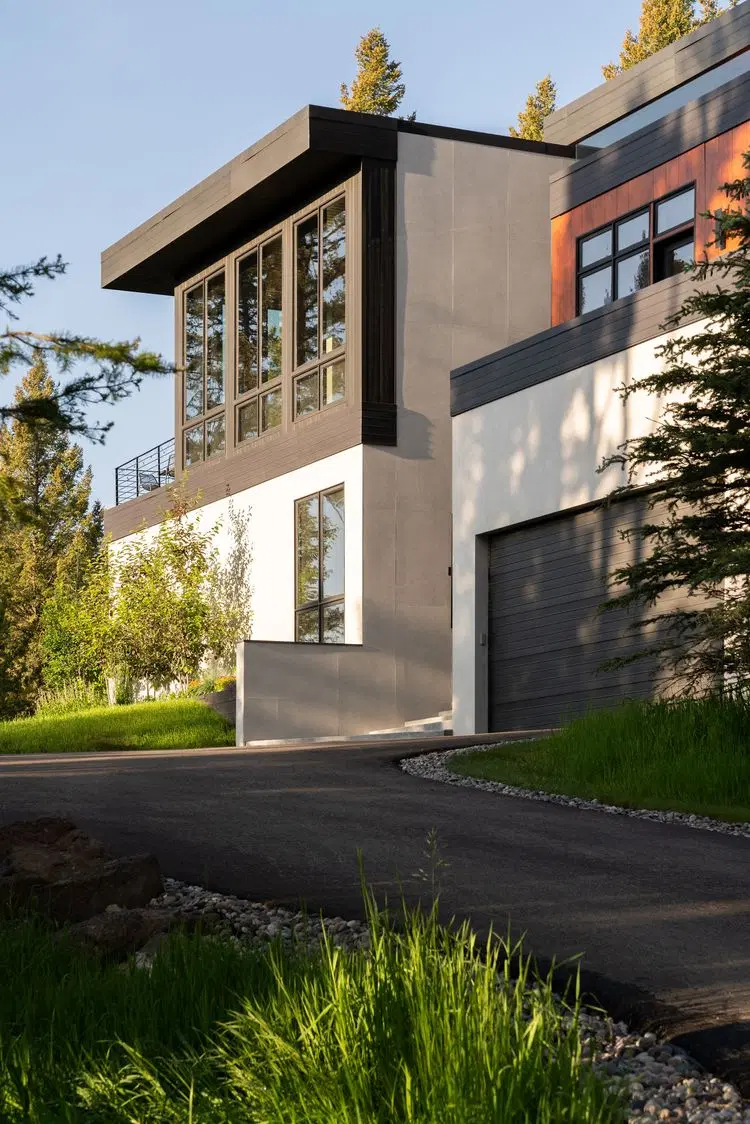West Evergreen image 3